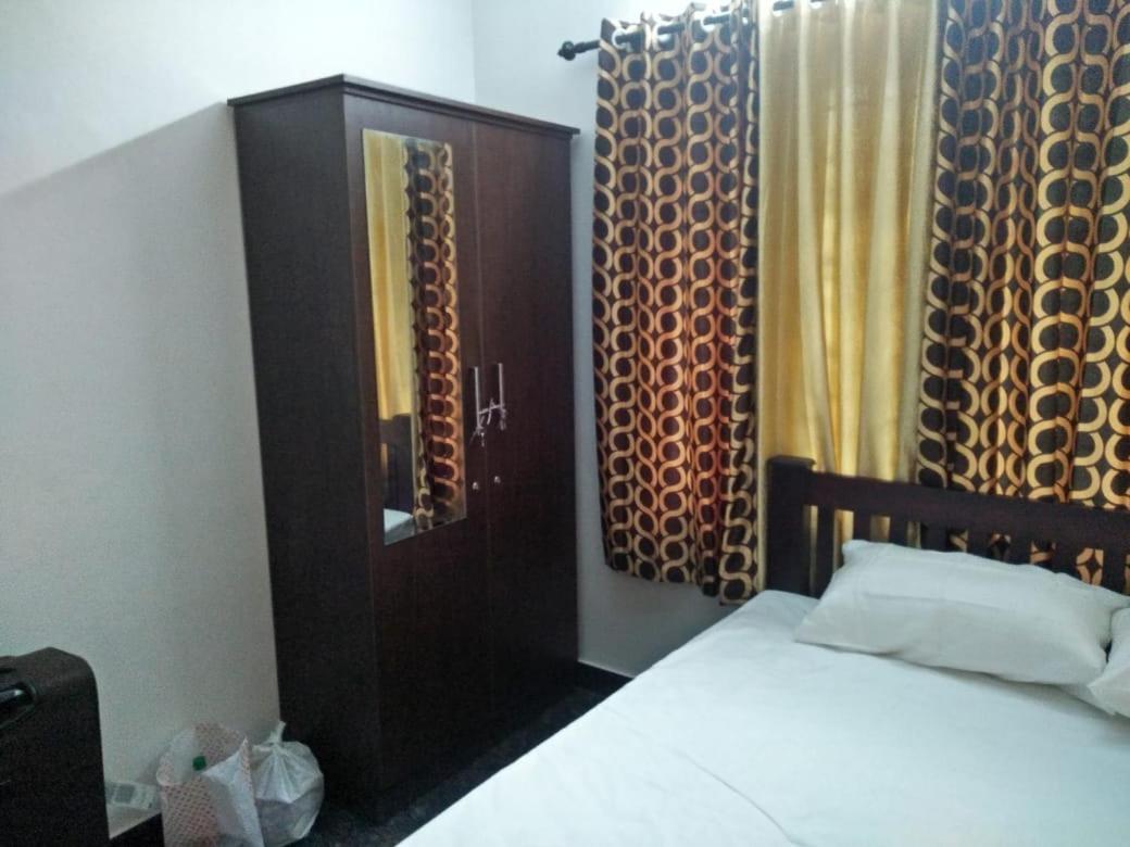 Coral Homes Kochi Habitación foto